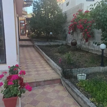 Хотел Mars